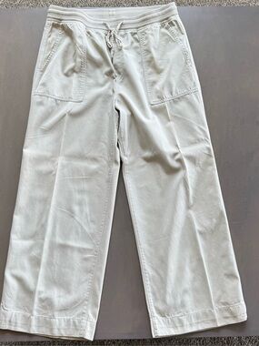 GAP women’s Khakis Wide-Leg Drawstring Sweatpants